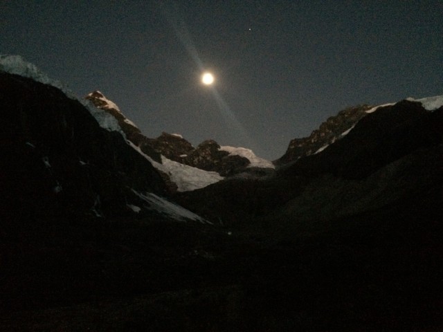 The moon shining at the head of the Cayesh Valley.