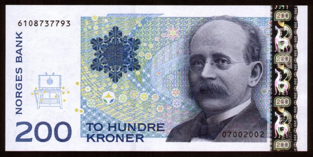 The 200 Kroner note feature Kristian Birkeland and his terella experiment.